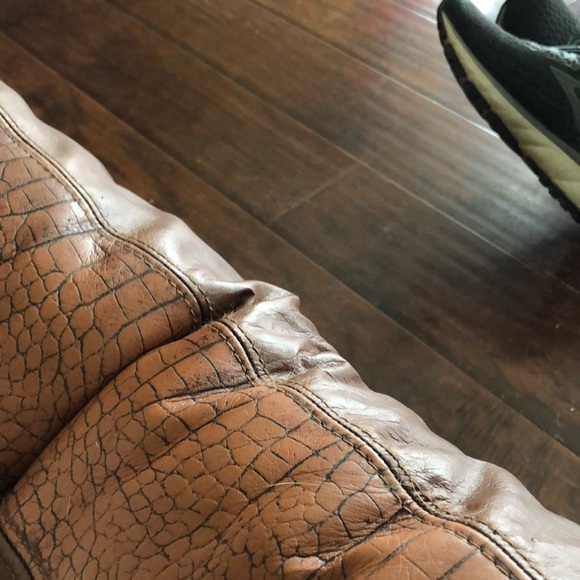 Meet your Posher, Kyle - Picture 1 of 1